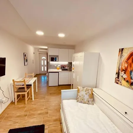 Harmony & Peace Szeged-3 *